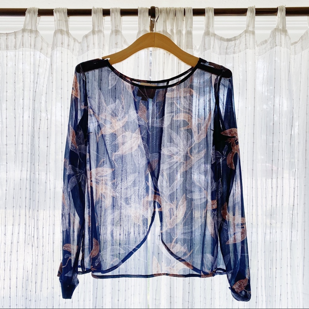 VINTAGE QUIKSILVER WOMEN’S SILK OPEN BACK TOP